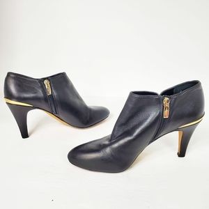 vince camuto vemmey booties